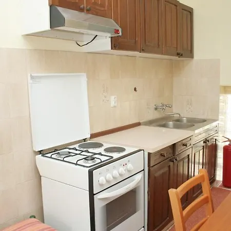 Family Friendly Seaside Orebic, Peljesac - 4537 *