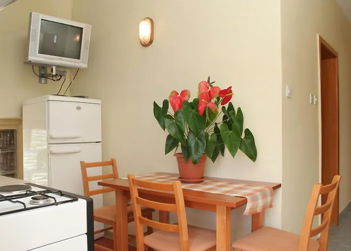 公寓 Family Friendly Seaside Orebic, Peljesac - 4537 奥瑞比克