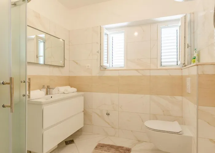 Family Friendly Seaside Orebic, Peljesac - 4537 Apartament